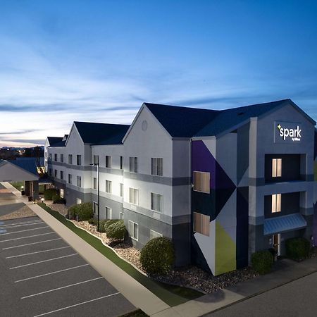 Spark By Hilton Salt Lake City Airport Buitenkant foto